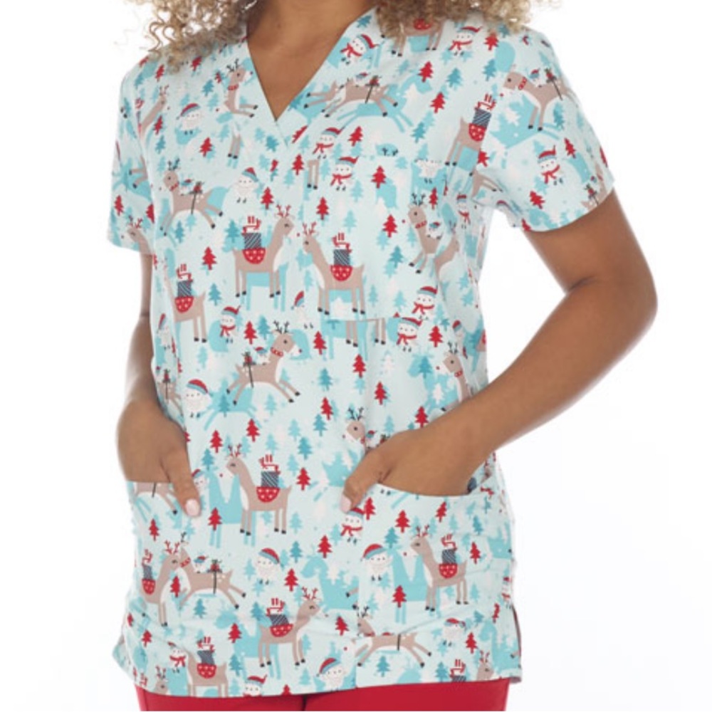 NWT Women’s Small Holiday Reindeer I Love Scrubs Scrub Top